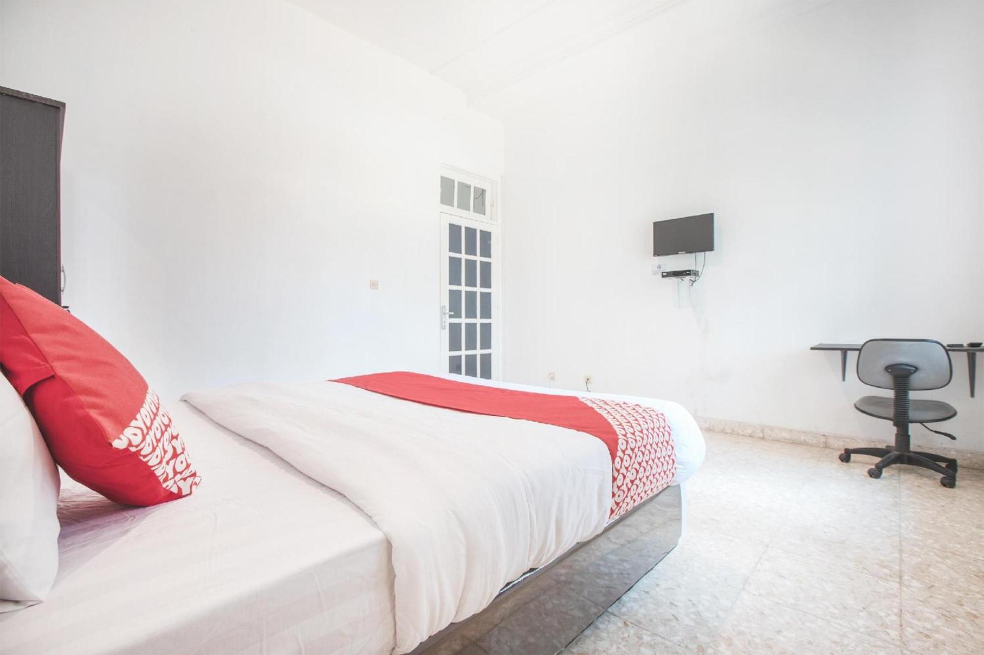Capital O 332 G17 Kemang Hotel 3*